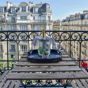 Montcalm Hotel